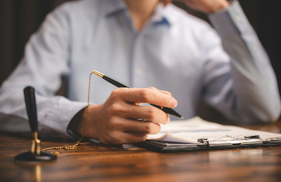 Courtage crédit : diversifier les stratégies d’investissement après un financement